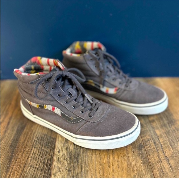 Vans Off the Wall Size 5 - Picture 1 of 6